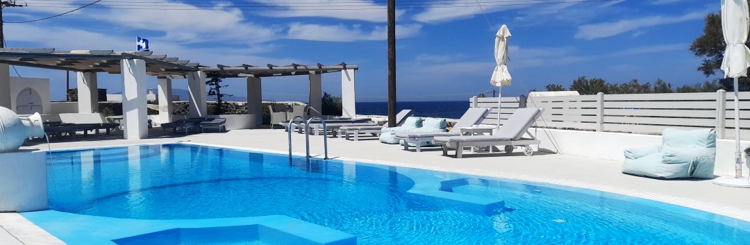 Romance & colors photo from the unigue Sea paradise villas Oia (Ia)